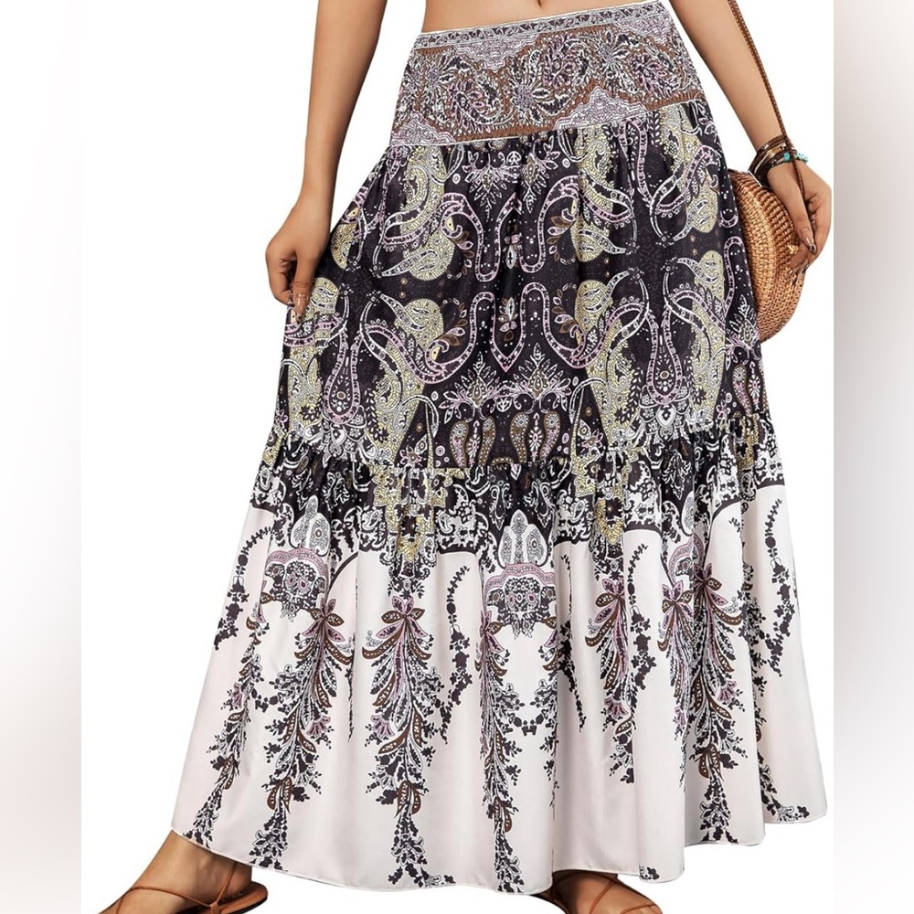 NWT ✨ Women's Boho Flowy Skirt